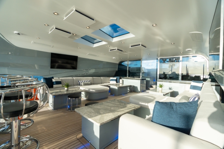 yacht aquanove living room