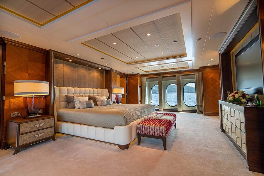 yacht Kaiser Master Bedroom
