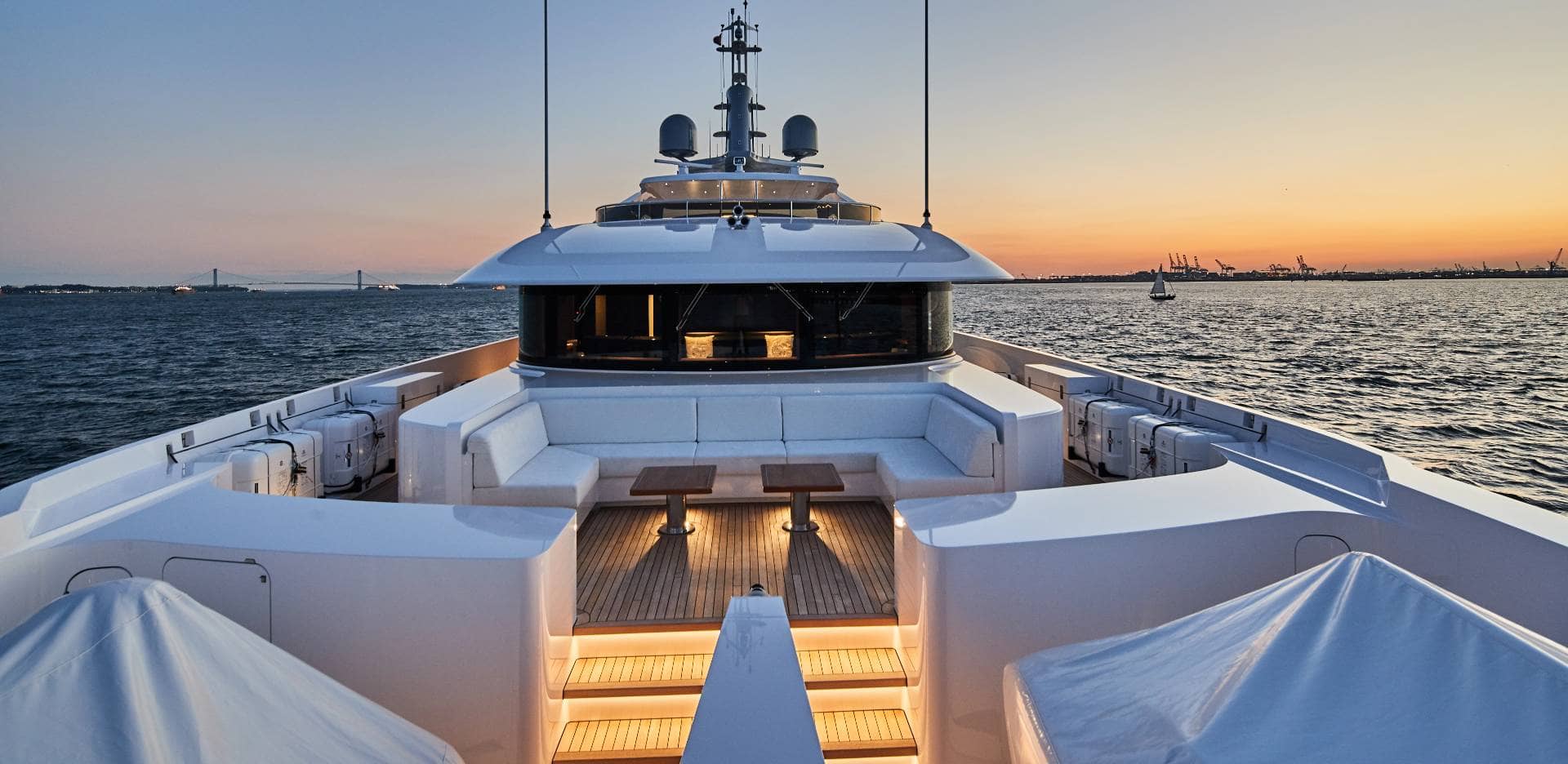 luxury yacht group calculator